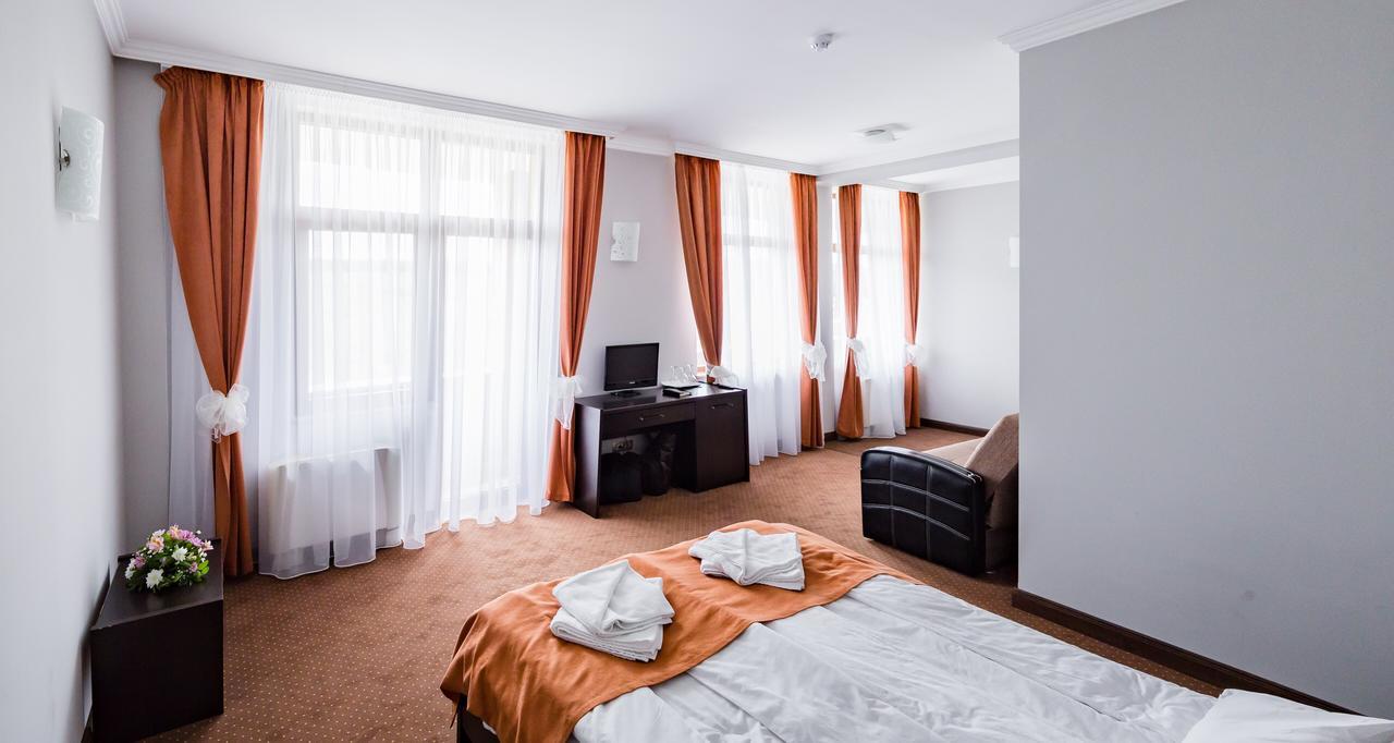 Hotel Transilvania Zalau Exterior photo